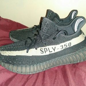 Adidas Size 9 SPLY-350 Yeezys